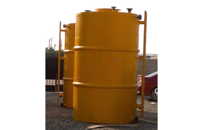 Grp chemical vertical tank with ladder