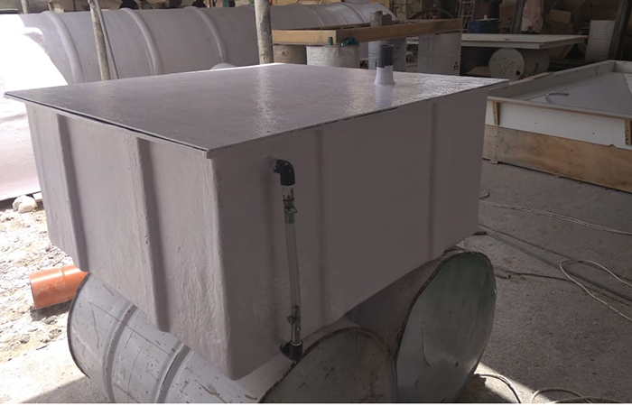 Grp square chemical tank with fittings