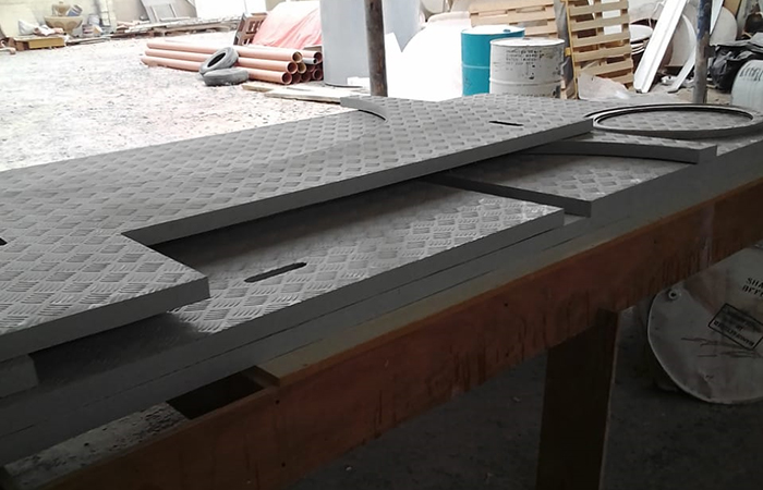 Grp checked plates